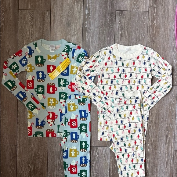 2 pairs of size 12 Hanna Andersson Holiday Pajamas - Picture 1 of 5